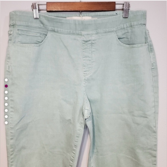 Soft Surroundings Green Ankle Cropped Jeans - Picture 2 of 7